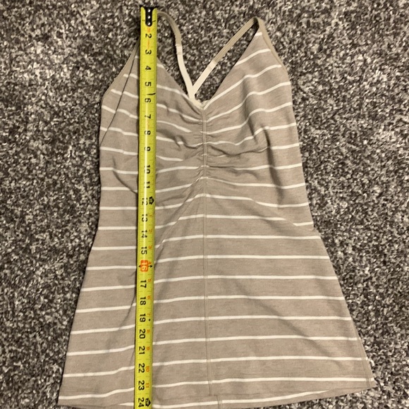 Lululemon tank top with built in bra - Picture 2 of 6
